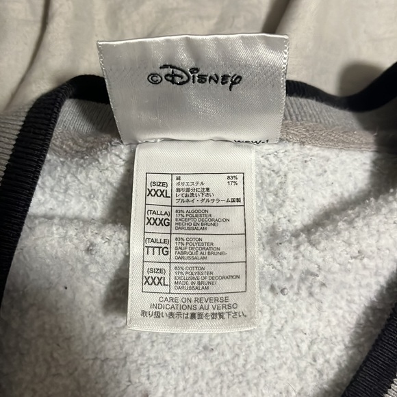 disney sweater - Picture 4 of 4